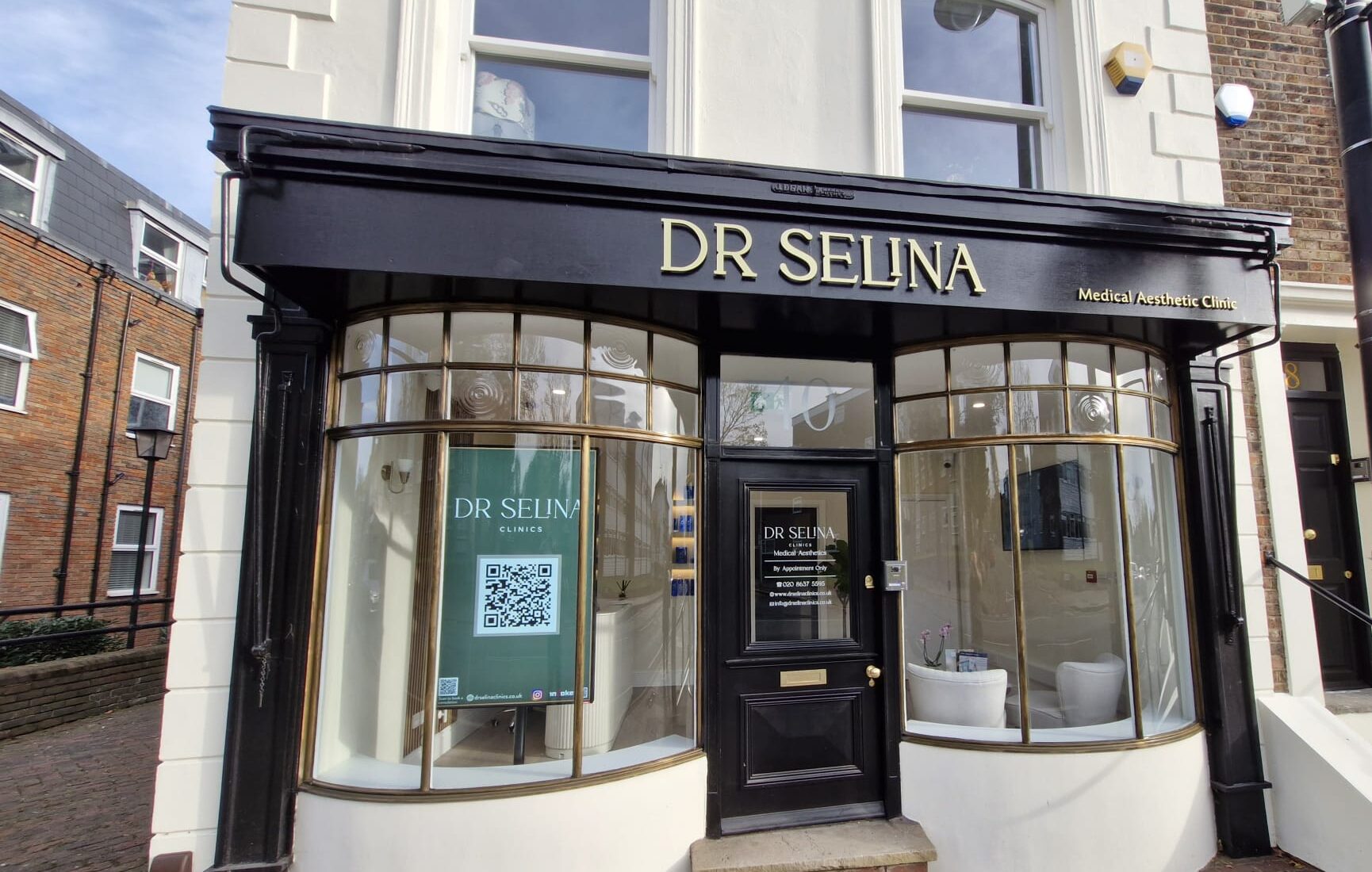 Dr.Selina W